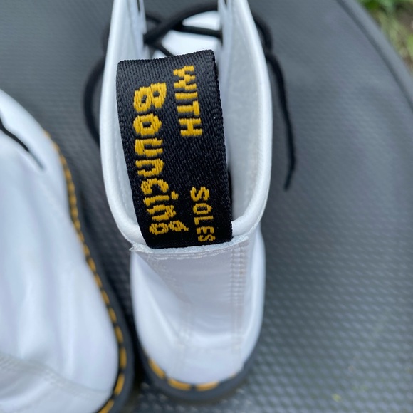 Dr. Martens iconic 1460 8-eye combat boot white size 9 perfect condition NEW - Picture 5 of 12